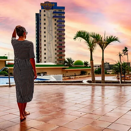 Sunny Vibes With Sea View *