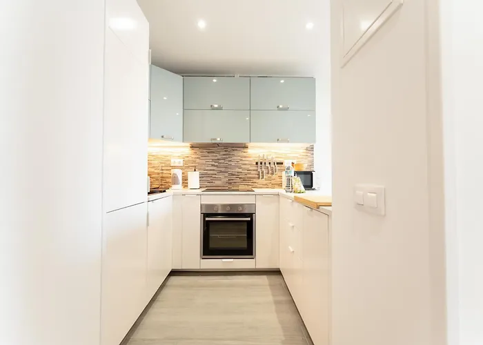 Sunny Vibes With Pool & Ocean Views * Costa Adeje