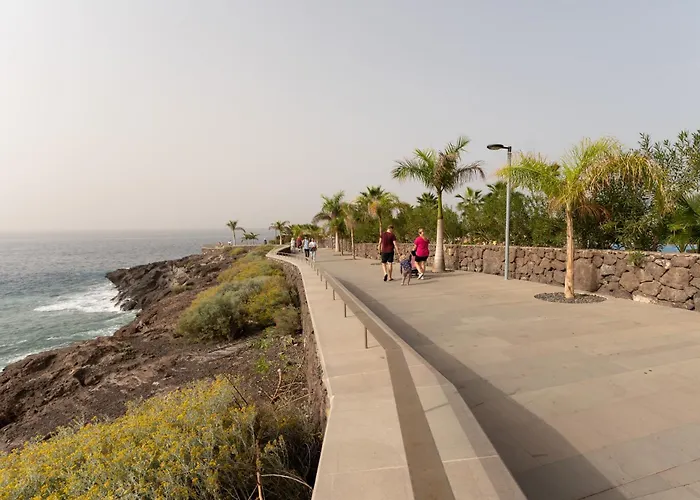 Daire Sunny Vibes With Pool & Ocean Views *