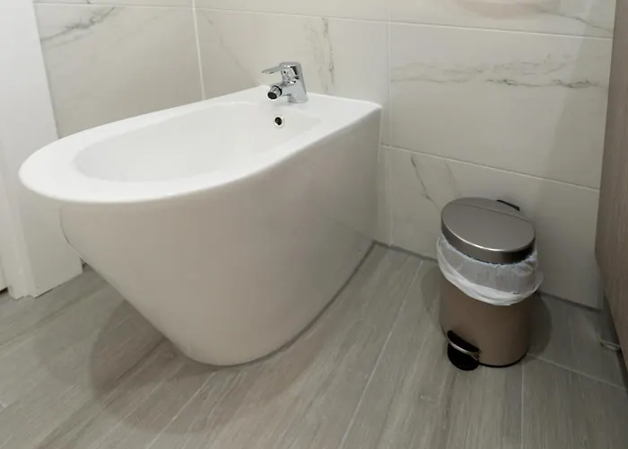 Daire Sunny Vibes With Pool & Ocean Views *