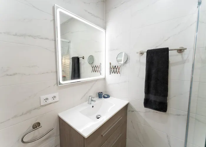 Sunny Vibes With Pool & Ocean Views Daire *