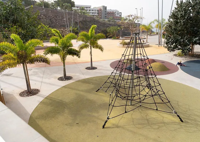 Daire Sunny Vibes With Pool & Ocean Views